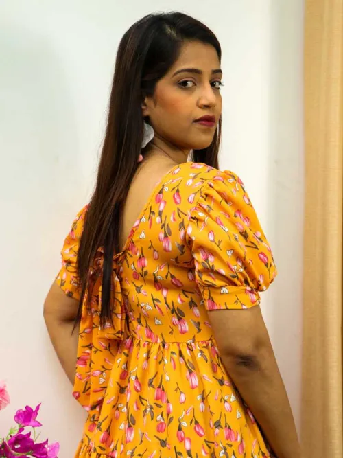 Back Bow Bliss: A Puff-Sleeve Dress - Orange