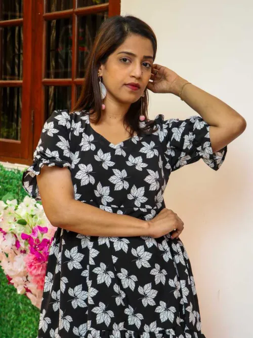 Borichchi Sleeves in Autumnal Grace - Black