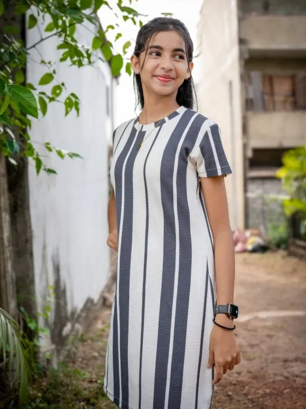 Popcorn striped Frock
